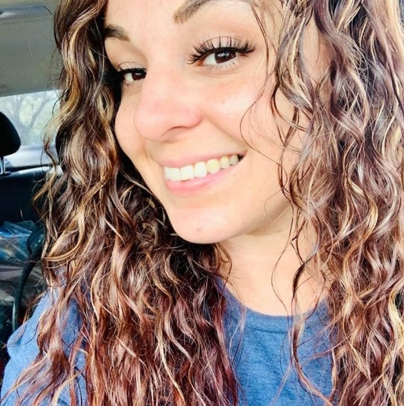 Meet your Posher, Amber - Picture 1 of 1